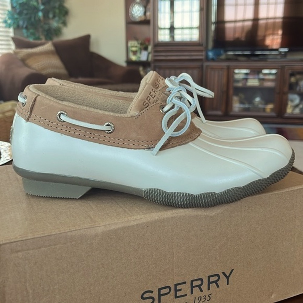Brand New Sperry Saltwater 1-Eye Ivory Rain Boots Rubber Leather Collar Fleece - Picture 9 of 16